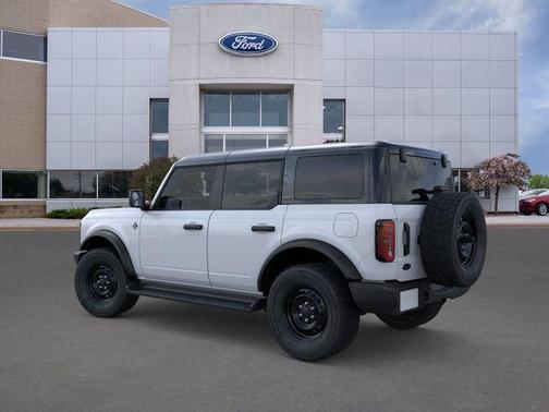Oxford White 2026 Ford Bronco Outer Banks