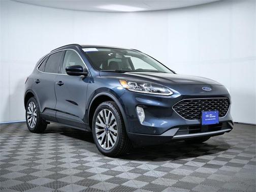 2022 Ford Escape Titanium