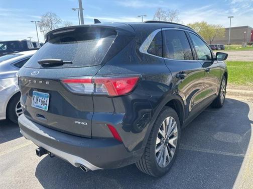 2022 Ford Escape Titanium