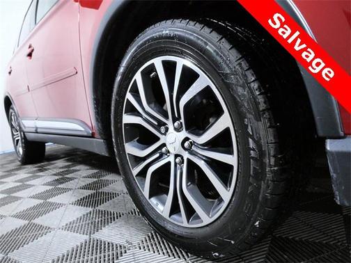 2016 Mitsubishi Outlander SE