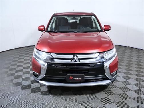 2016 Mitsubishi Outlander SE