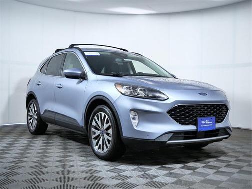 2022 Ford Escape Titanium