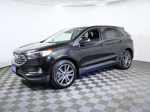 AGATE BLACK METALLIC 2023 Ford Edge Titanium
