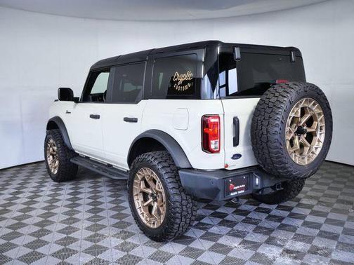 DESERT SAND 2025 Ford Bronco Big Bend