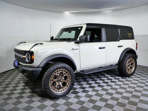 DESERT SAND 2025 Ford Bronco Big Bend