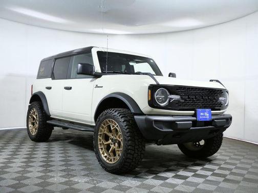 DESERT SAND 2025 Ford Bronco Big Bend