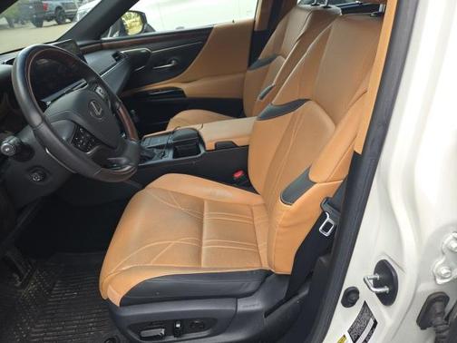 2022 Lexus ES 350 Ultra Luxury