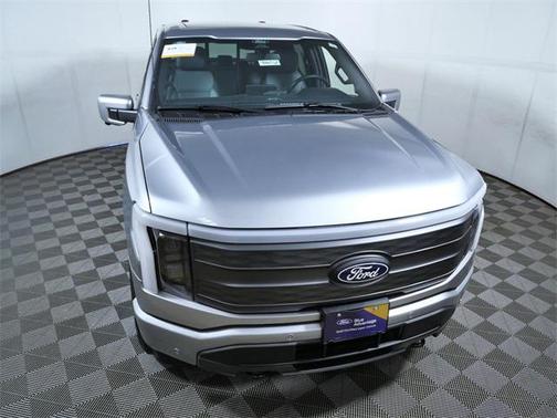 2024 Ford F-150 Lightning LARIAT