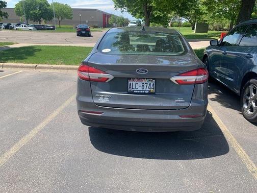 2020 Ford Fusion SE