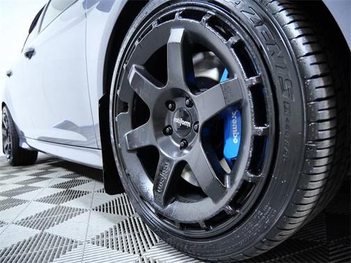 2017 Ford Focus RS Base
