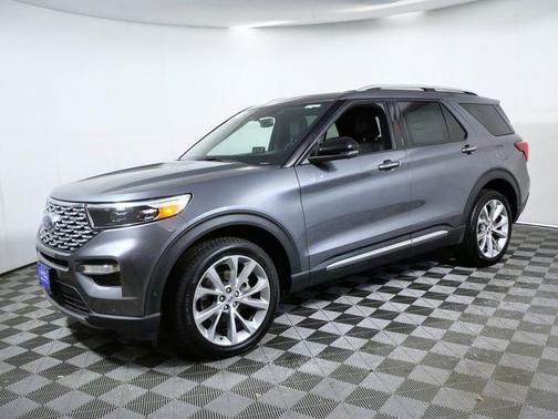 Gray Metallic 2021 Ford Explorer Platinum