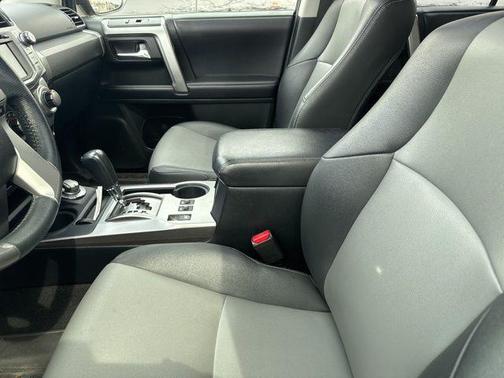 Midnight Black 2019 Toyota 4Runner SR5 Premium