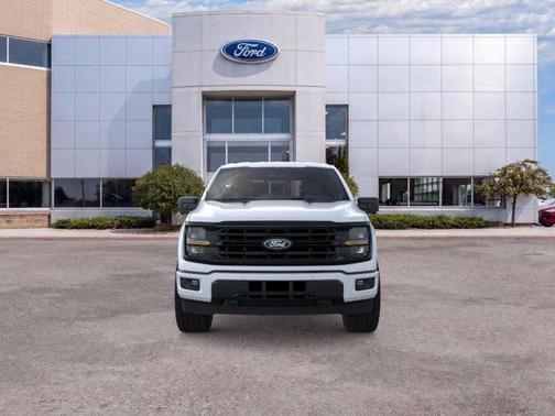 Oxford White 2026 Ford F-150 XLT