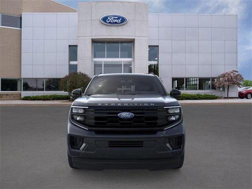 2025 Ford Expedition Max Active 4x4