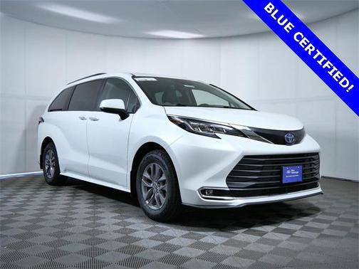 2022 Toyota Sienna XLE 7 Passenger