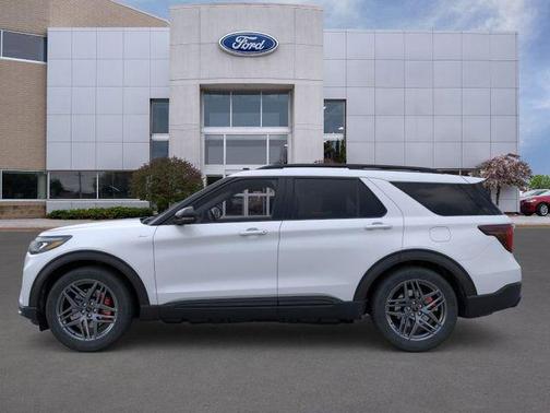 White Metallic 2026 Ford Explorer ST-Line