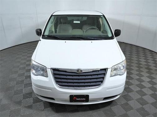 2008 Chrysler Town & Country LX