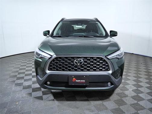 2024 Toyota Corolla Cross XLE