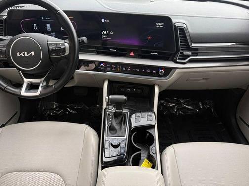 Ebony Black 2023 Kia Sportage EX