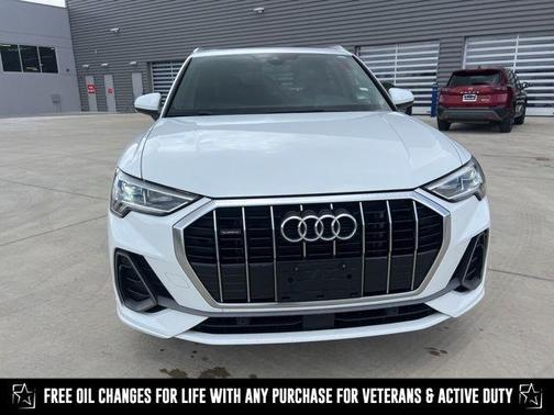 2023 Audi Q3 Premium 45 TFSI S line quattro Tiptronic
