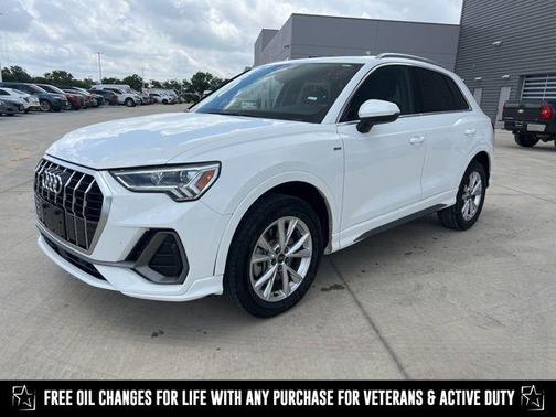 2023 Audi Q3 Premium 45 TFSI S line quattro Tiptronic