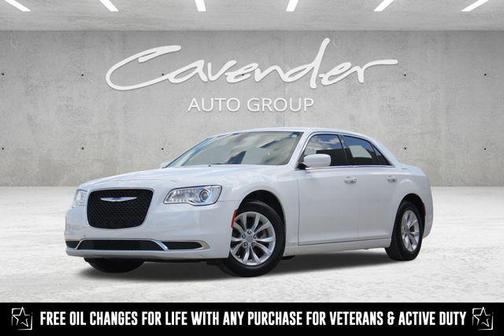 2023 Chrysler 300 Touring
