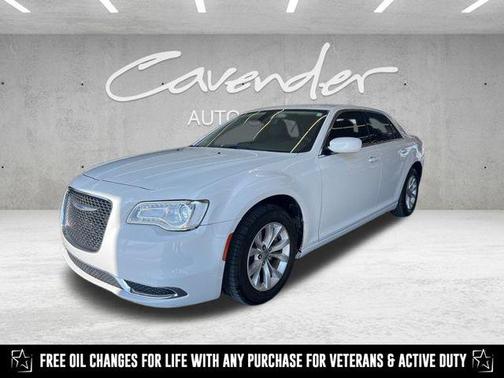 2023 Chrysler 300 Touring