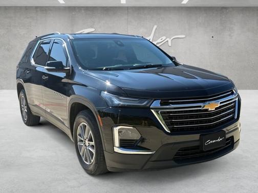 Mosaic Black Metallic 2023 Chevrolet Traverse LT CLOTH