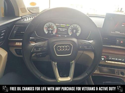 2022 Audi Q5 45 S line Prestige