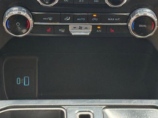 Agate Black Metallic 2023 Ford F-150 XLT