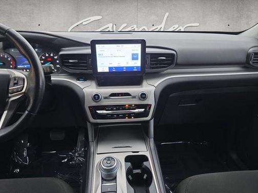 Agate Black Metallic 2024 Ford Explorer XLT