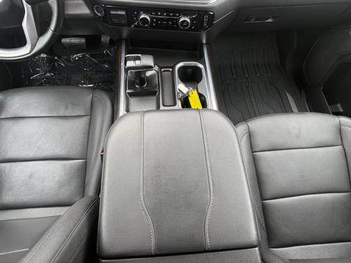 White Frost Tri-Coat 2024 GMC Sierra 1500 SLT