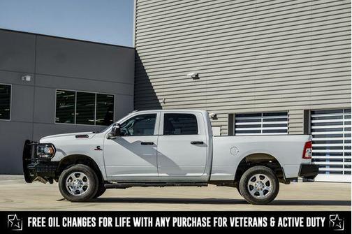 2023 RAM 2500 Tradesman Crew Cab 4x4 6'4' Box