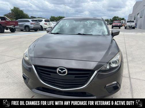 2016 Mazda Mazda3 i Sport