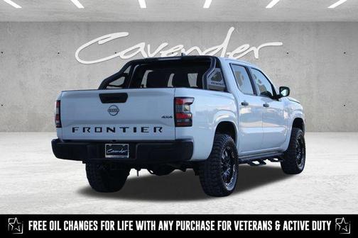 2022 Nissan Frontier S