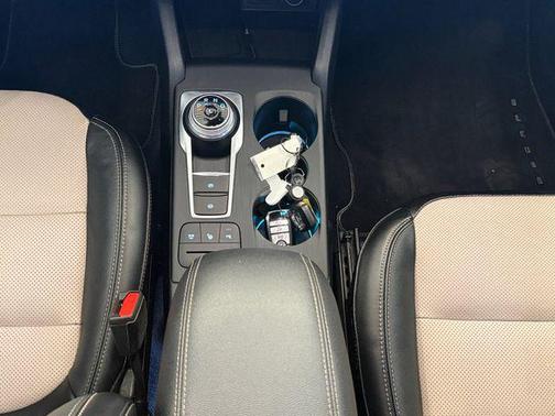 2021 Ford Escape Titanium