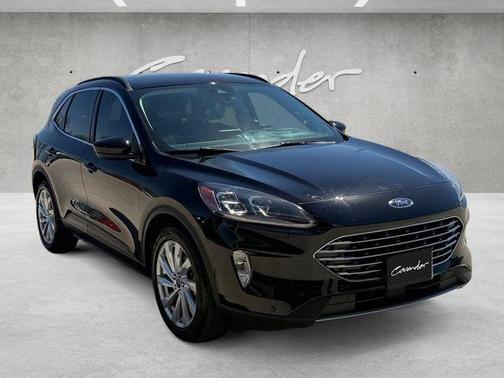 2021 Ford Escape Titanium