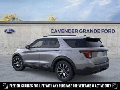 2025 Ford Explorer ST-Line