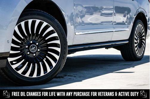 2020 Lincoln Navigator Black Label