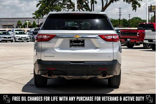 2021 Chevrolet Traverse LT Cloth