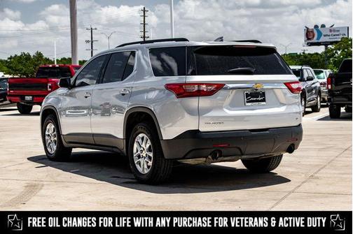 2021 Chevrolet Traverse LT Cloth