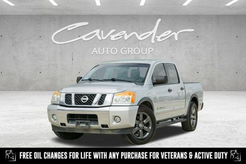 2015 Nissan Titan SV
