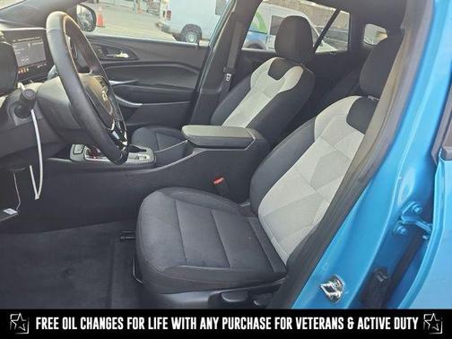 2025 Chevrolet Trax FWD 1RS