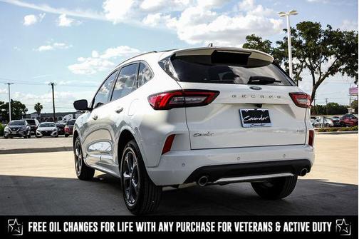 2023 Ford Escape ST-Line Select