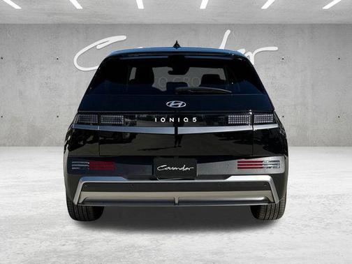 2025 Hyundai IONIQ 5 SE