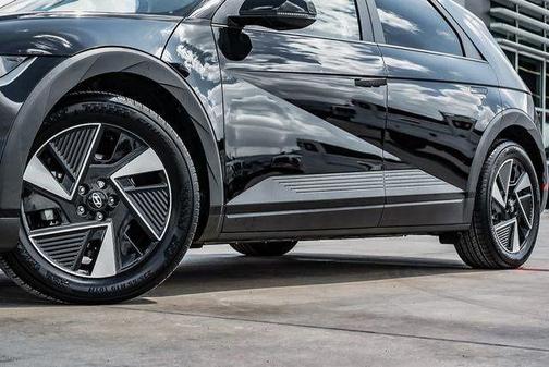 2025 Hyundai IONIQ 5 SE