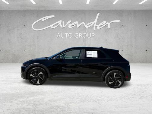 2025 Hyundai IONIQ 5 SE