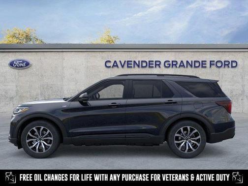 2025 Ford Explorer ST-Line