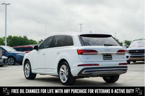 2020 Audi Q7 45 Premium Plus