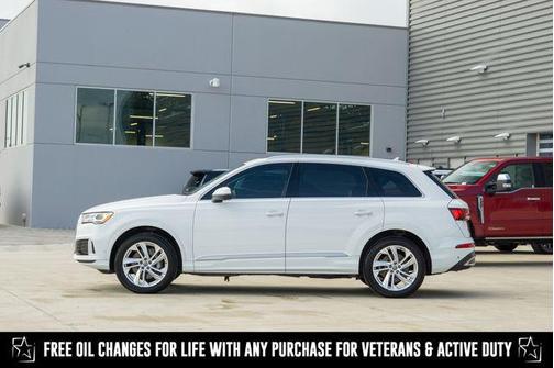 2020 Audi Q7 45 Premium Plus